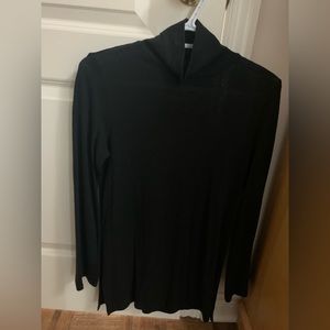 WILFRED FREE Aritzia Black Long Sleeve Top XS